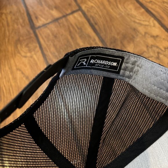 NWOT Select Motors Richardson 112 Snapback Trucker Hat Cap Car gray red mesh - Picture 4 of 5